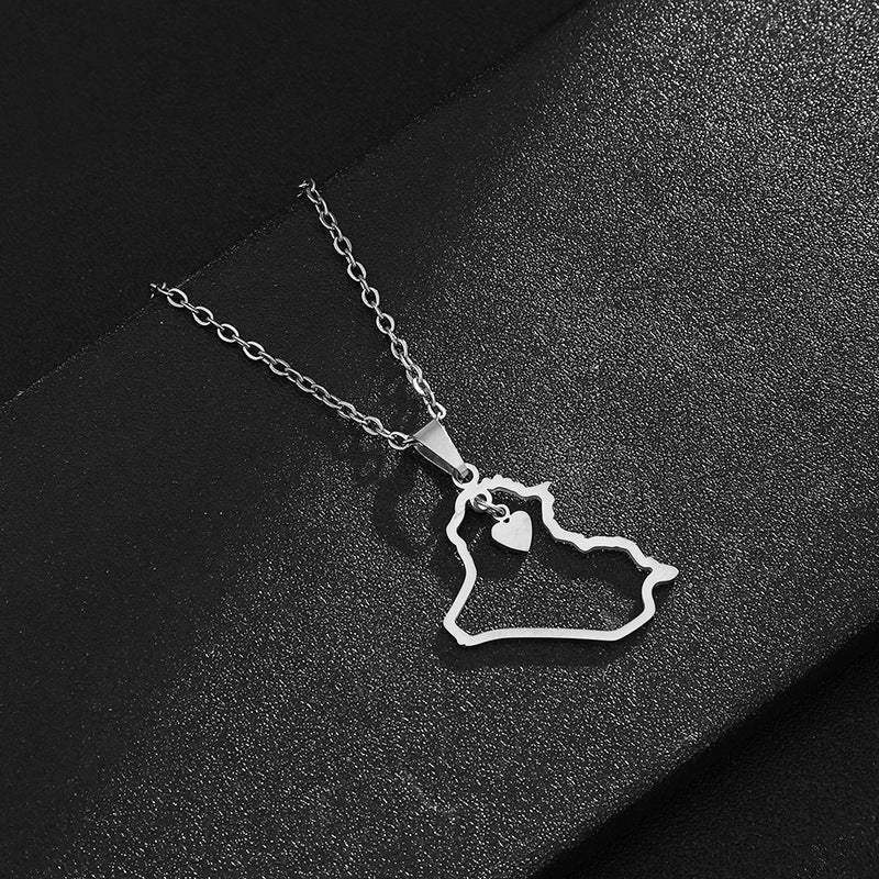Collana con ciondolo geometrico di moda in acciaio inossidabile con charm in acciaio al titanio e finitura placcata, unisex