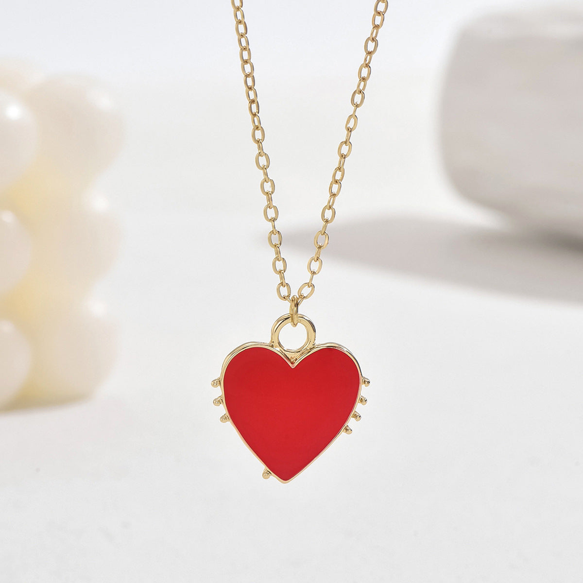 Fashionable OL Style Heart-Shaped Enamel Copper Pendant Necklace for Women with Geometric Design and Clavicle Chain