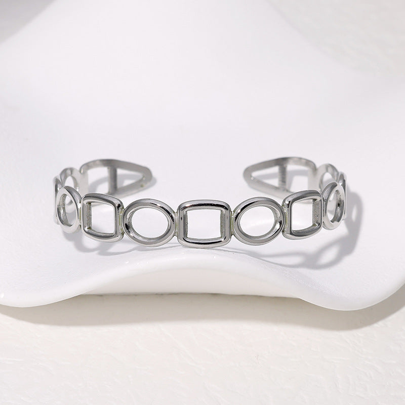 Minimalist Geometric Cold-Tone Bracelet with Heart and Floral Motifs in Gold-Plated Stainless Steel for Women