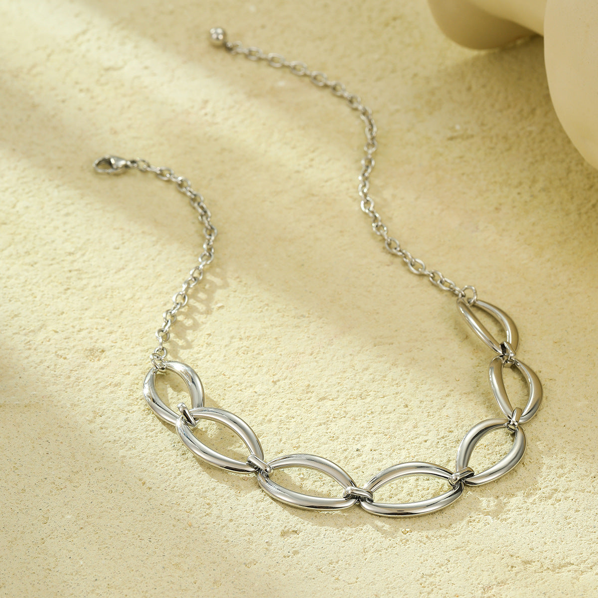 Conjunto de collar de acero inoxidable chapado con óvalos geométricos minimalistas para mujer