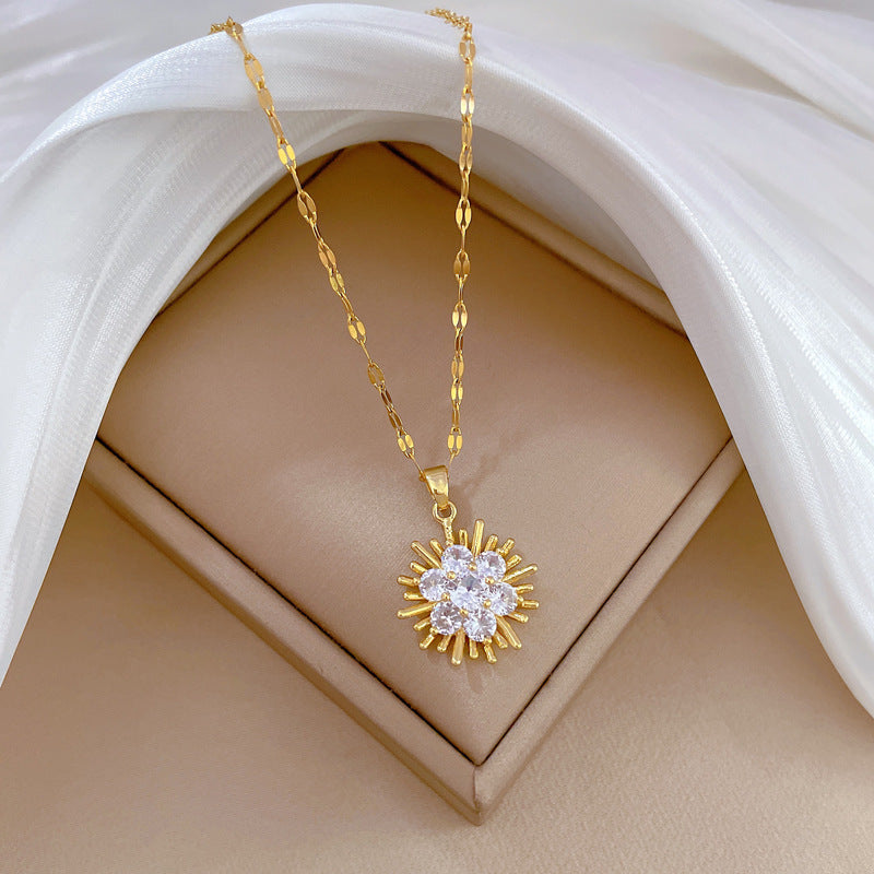 Collana Pendente Luna Geometrica Minimalista per Donne e Uomini Catena a Serpente in Acciaio Inossidabile con Intarsio di Strass
