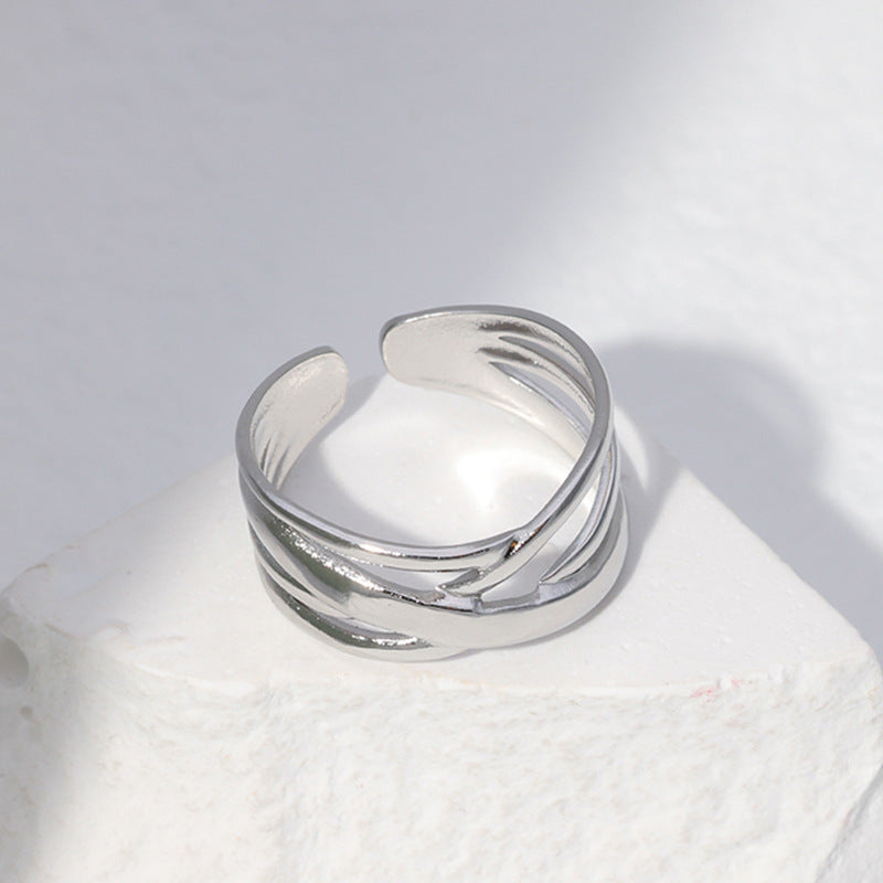 Anello Aperto da Donna Minimalista Geometrico in Acciaio al Titanio con Finitura Placcata e Design Lineare