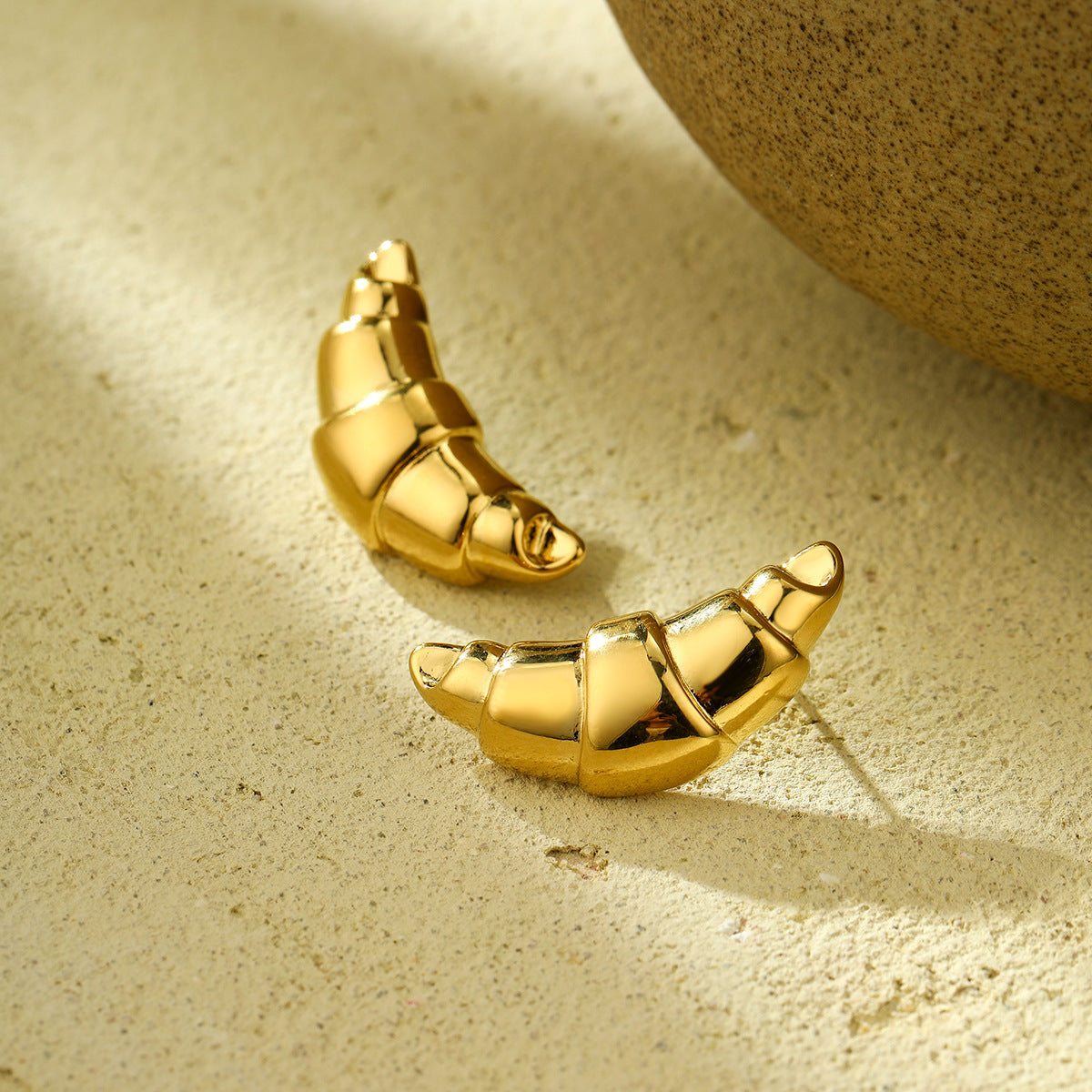 Fashionable Irregular Horn-Shaped Titanium Steel Earrings for Women with Plating Finish, Trendy and Hypoallergenic