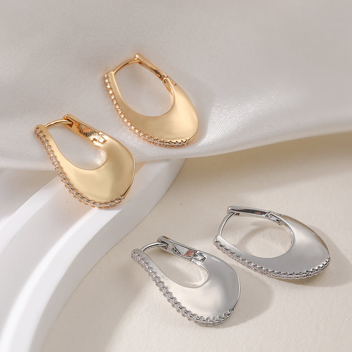Minimalist Elegant Irregular Geometric Cubic Zirconia Brass 18K Gold Plated Earrings