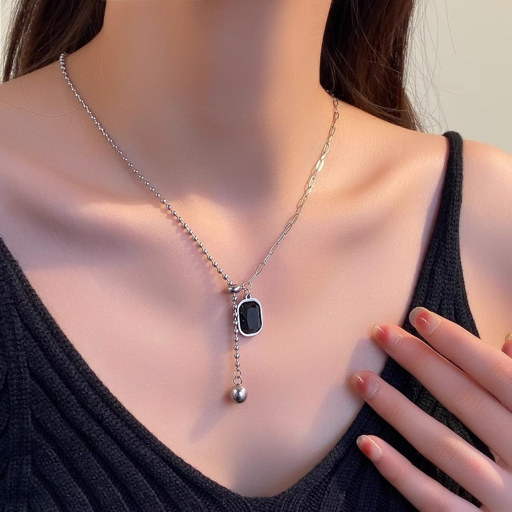 Collana a catenina in acciaio al titanio geometrica minimalista da donna con finitura placcata