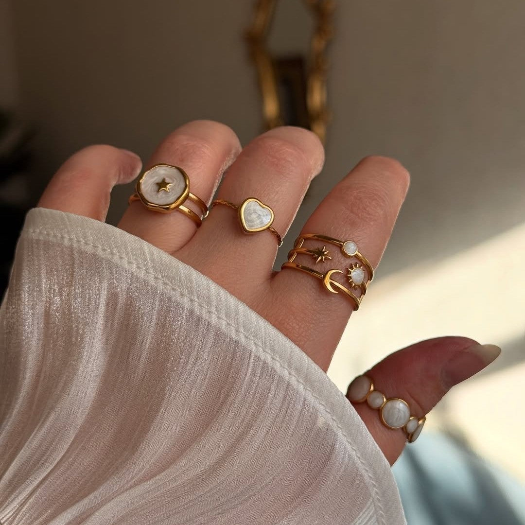 Anillo Minimalista de Acero de Titanio con Forma de Girasol, Bañado en Oro, Ajustable, para Mujer