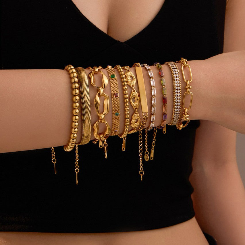 Fashionable Geometric Stainless Steel Bracelet with 18K Gold Plating and Zircon Inlay for Women