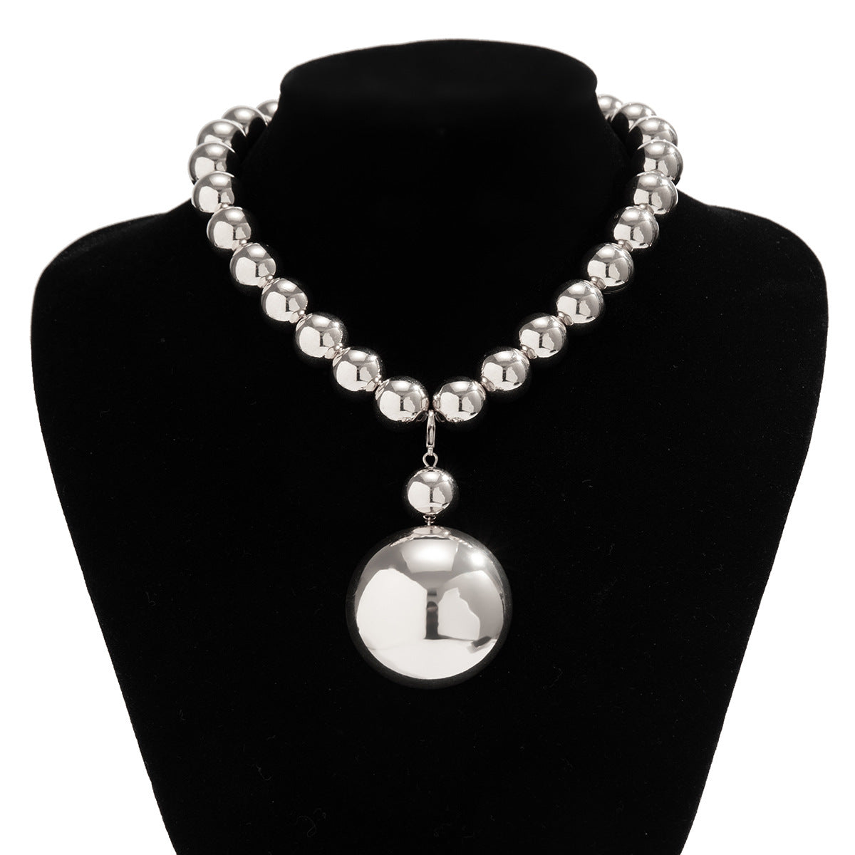 Collana girocollo da donna con perline geometriche esagerate in stile Cyberpunk con pendente in ferro galvanizzato e perline in resina plastica