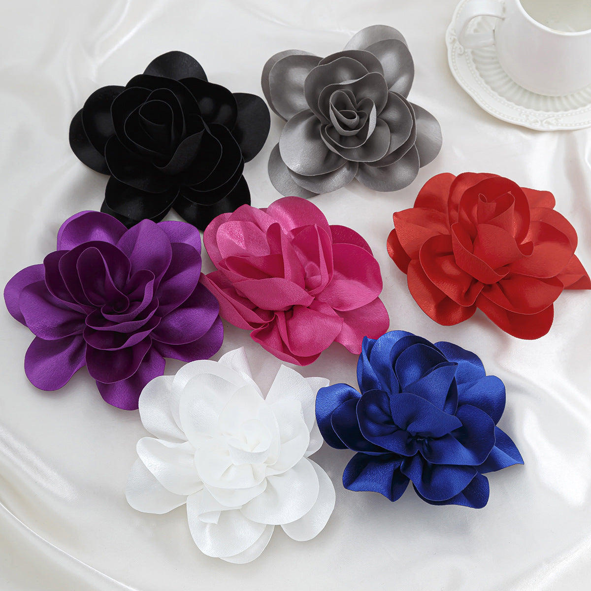 Sweet Handmade Floral Fabric Brooch and Hair Clip for Women
