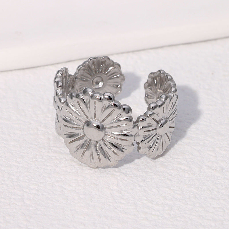 Anello aperto minimalista da donna in acciaio inossidabile placcato oro 18 carati con margherita