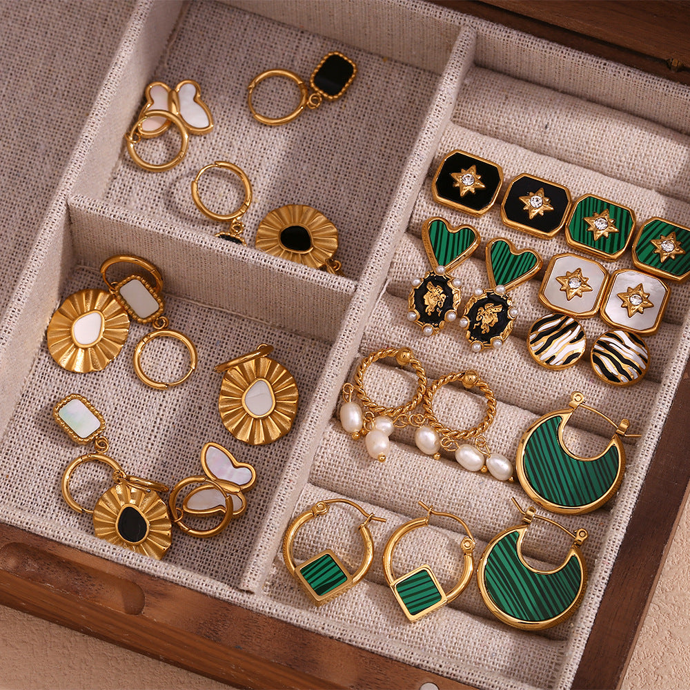 Vintage-Inspired Geometric Shell-Shaped Earrings in Stainless Steel with 18K Gold Plating for Women