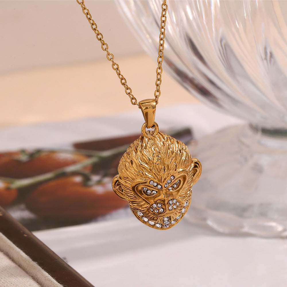 Collana da donna con ciondolo Wukong in acciaio inossidabile placcato oro 18 carati con mitologia nera, minimalista e geometrica