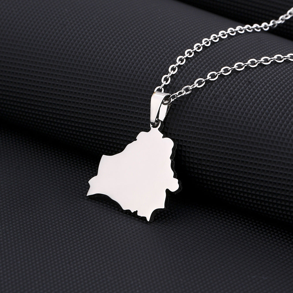 Collar de acero de titanio con colgante geométrico minimalista ahuecado con baño de oro en cadena tipo O para unisex