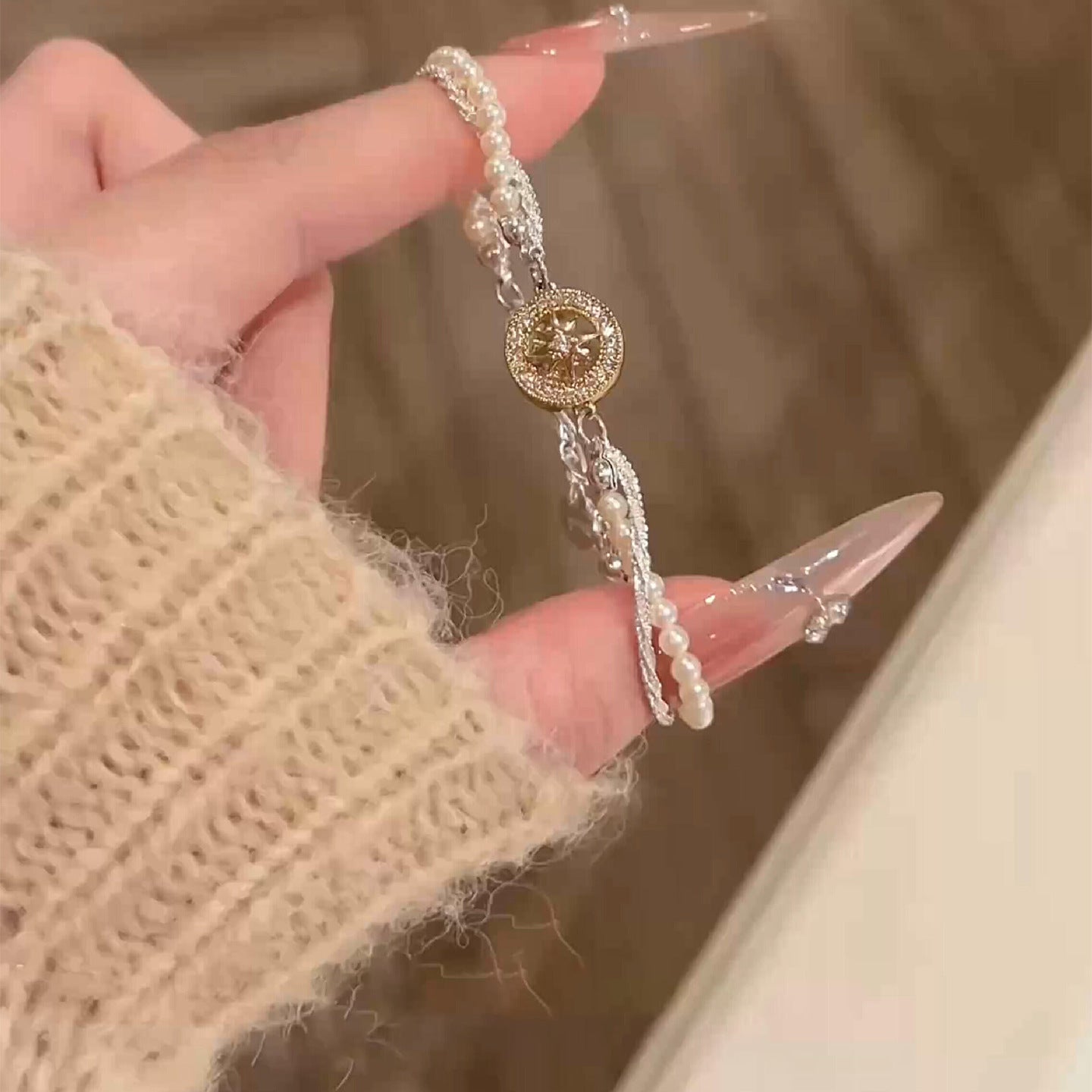 Bracciale a forma di stella, stile vintage francese elegante, con perle e zirconi, per donne, gioiello minimalista di lusso