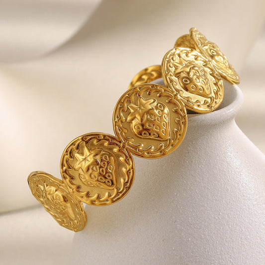 Fashionable Stainless Steel Plated 18K Gold Round Strawberry Bracelet for Women