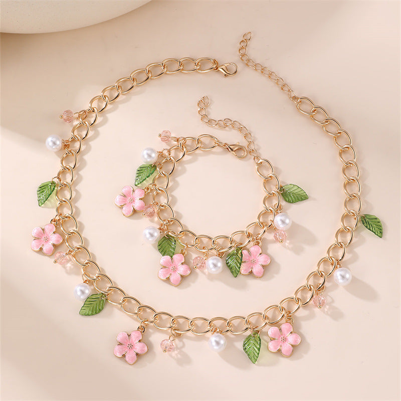 Minimalist Bow-Shaped Resin Necklace Set for Girls with Pearl Accents and Beaded Chain