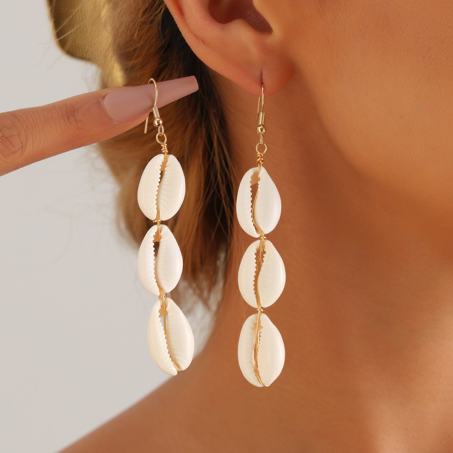 Minimalist Beach-Inspired Natural White Shell Earrings for Women with Geometric Shape and Plated Finish