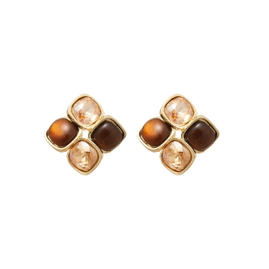 Pendientes de Resina Retro Florales con Postes de Acero Chapados en Oro para Mujer, Tono Marrón Tierra, Joyería Elegante y Versátil de Lujo para la Oreja