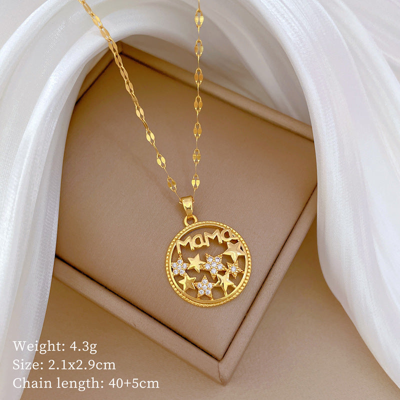 Collar con colgante de estrella geométrica minimalista en acero de titanio con detalles de diamantes de imitación para mujer y hombre