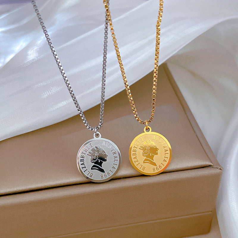 Collana Minimalista con Disco Rotondo Geometrico a Forma di Testa Umana in Acciaio al Titanio Placcato Oro PVD per Unisex