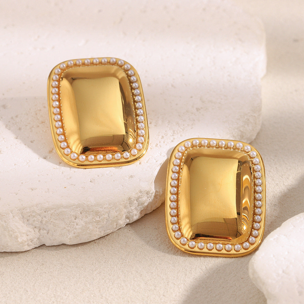 Orecchini Minimalisti Geometrici in Acciaio Inox con Placcatura in Oro 18K e Accenti di Piccole Perle