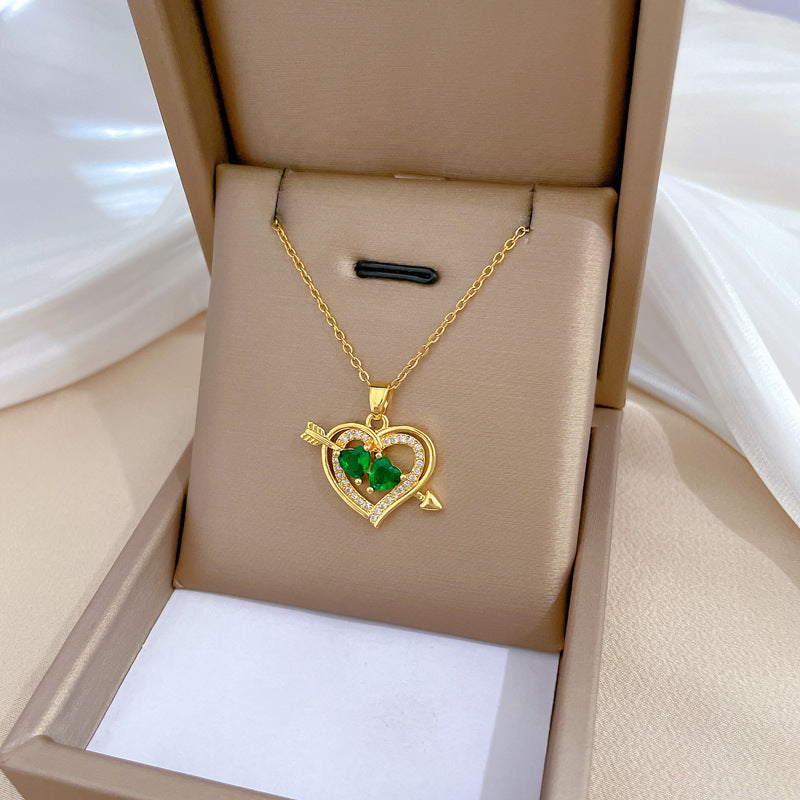 Collana pendente a cuore geometrico di lusso in acciaio al titanio da donna con intarsio di strass, delicata catena per clavicola