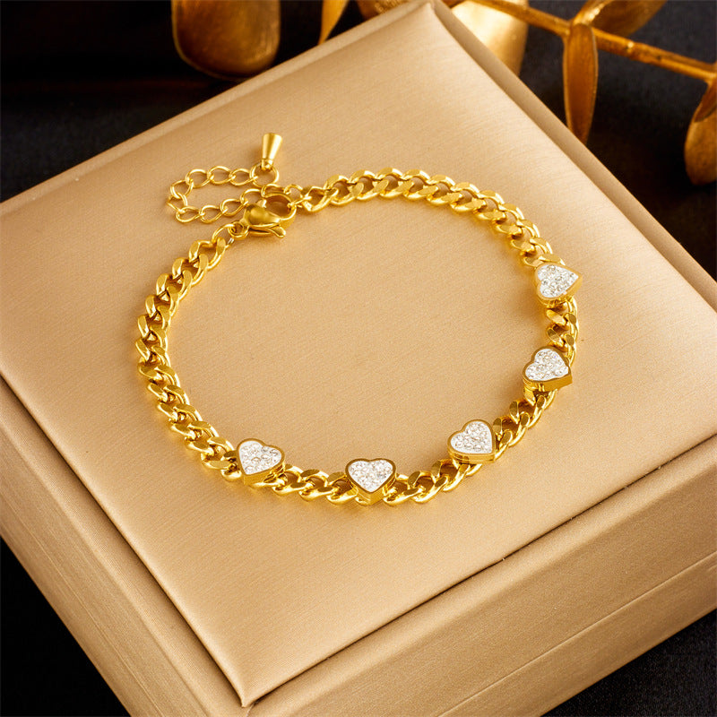 Fashionable White 3D Heart-Shaped Titanium Steel Bracelet with Chain Design for Women