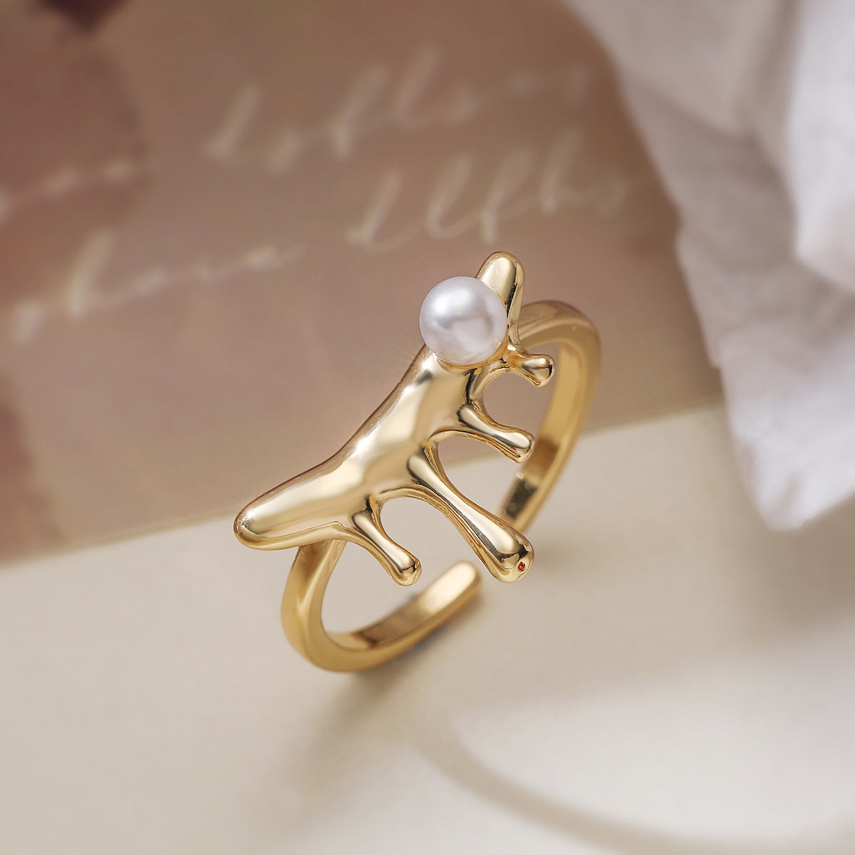 Minimalist Fashion Irregular Geometric Micro-paved Pearl Ring for Women
