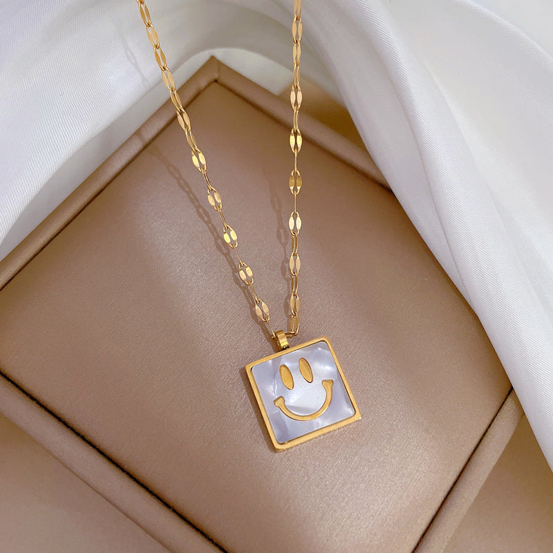 Minimalist Geometric Titanium Steel Plated Necklace for Women and Men with Square Pendant and Clavicle Chain Design