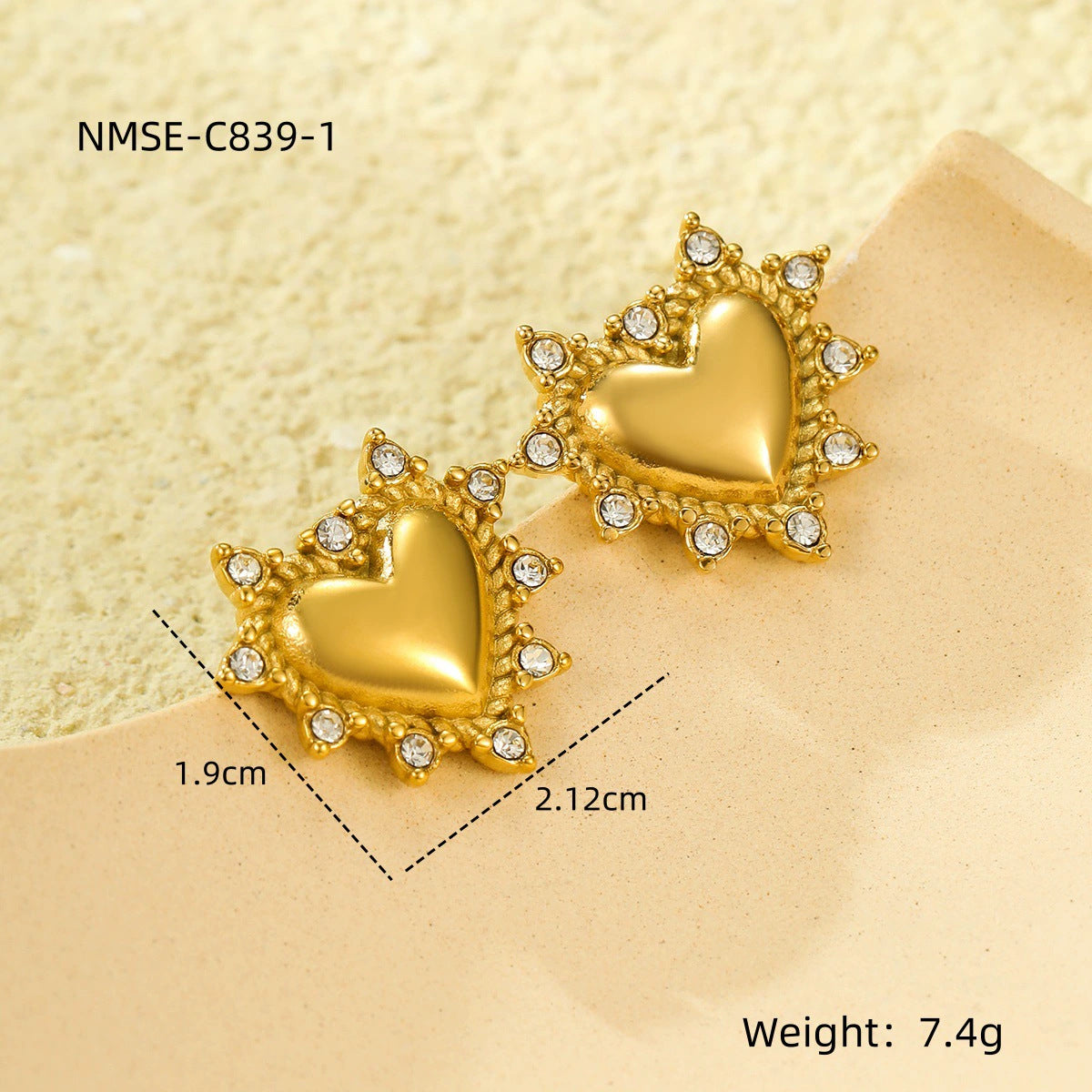 Fashionable Heart-Shaped Stainless Steel Stud Earrings with Plated Finish for Women