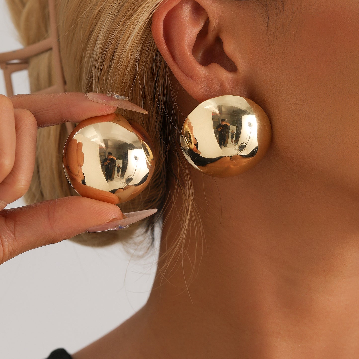 Retro Geometric Metal Stud Earrings with Plated Finish for Women