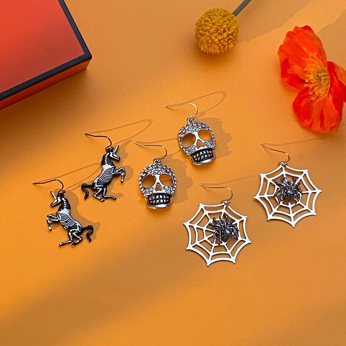 Pendientes de aleación con diseño de calabaza y calavera, estilo punk, chapados en oro, para mujer, temáticos de Halloween