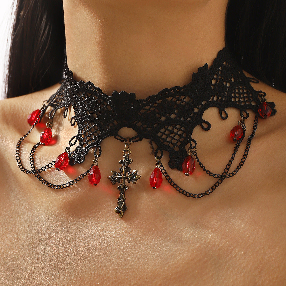 Collana Girocollo Gotica Vintage in Pizzo con Ciondolo Strass per Donna, Collana dal Design Dolce e Audace con Estetica Dark