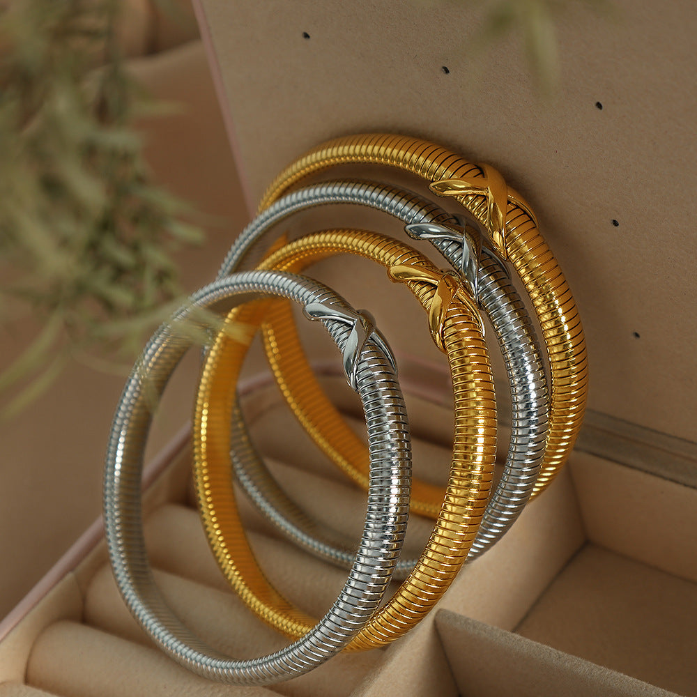 Sweet Punk 18K Gold Plated Alloy Geometric Crossover Knot Elastic Bangle for Women