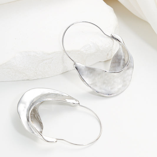 Pendientes minimalistas de aleación con forma de U geométrica para mujer con acabado galvanizado