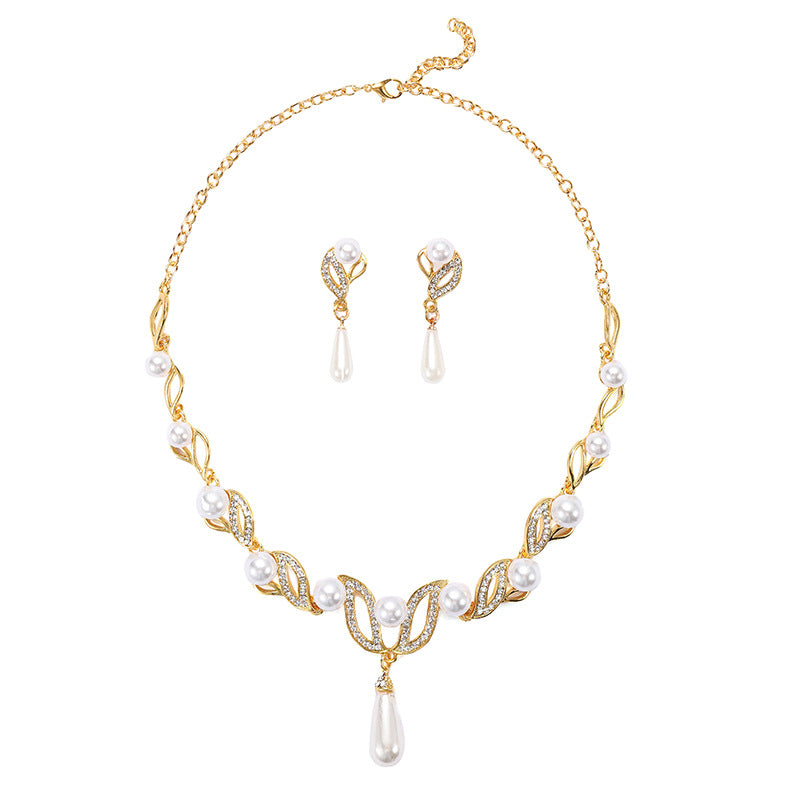 Chic Sweet Alloy Necklace and Earrings Set with Teardrop Pearl Pendant, Plated Finish, Leaf and Water Droplet Pattern, Natural Wave-Inspired Design for Women