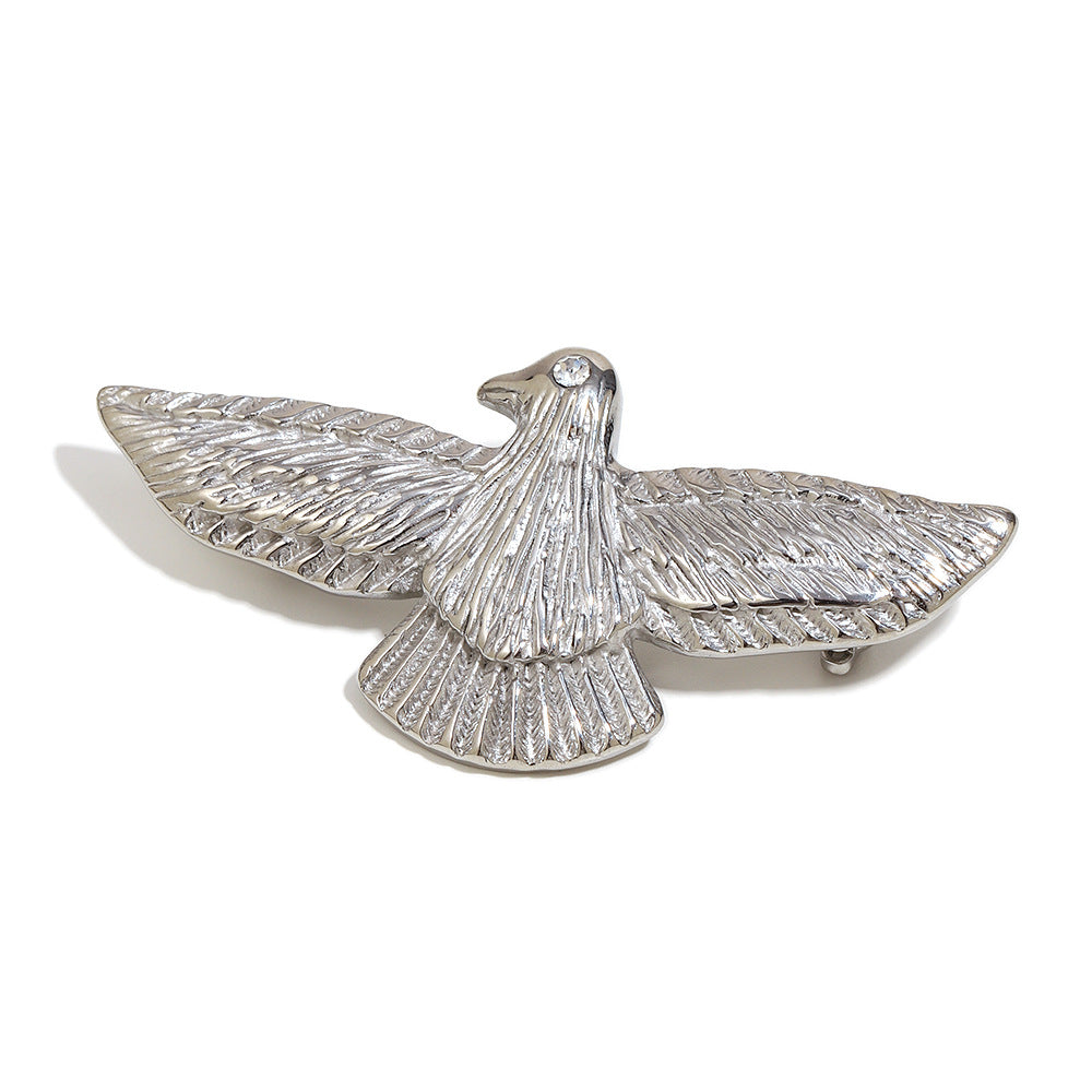 Minimalist Vintage Bird Brooch for Women Made of Stainless Steel with 18K Gold Plating Lightweight Luxury Accessory