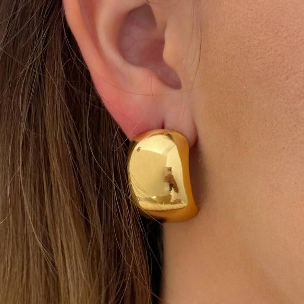 Orecchini a perno geometrici minimalisti da donna in acciaio al titanio con finitura placcata in acciaio inossidabile ipoallergenico