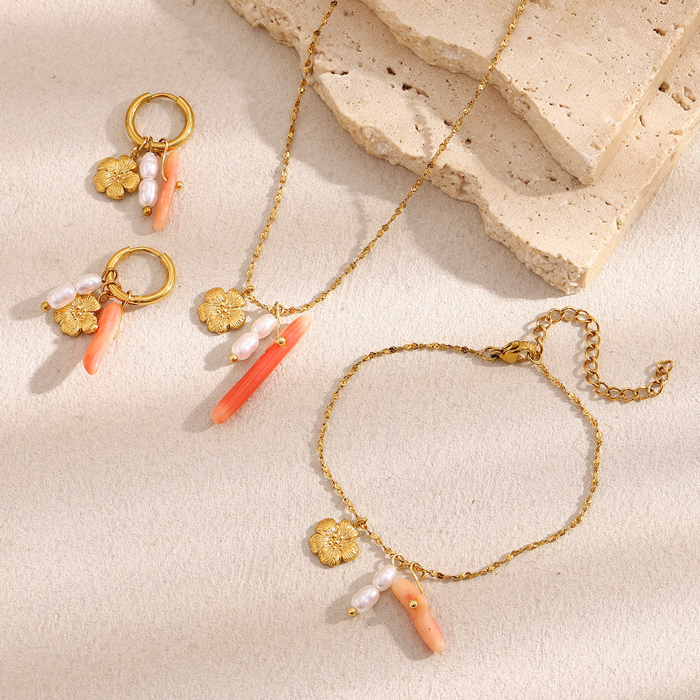 Set Collana con Ciondoli Floreali alla Moda da Donna con Catena in Acciaio Inossidabile e Ciondoli in Acciaio al Titanio Placcati Oro 18K