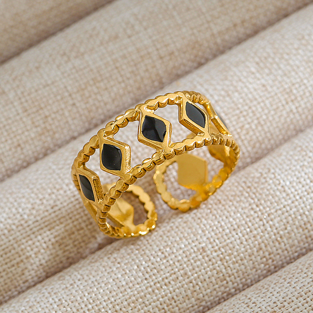 Anillo de Acero Titanio en Forma de U Geométrico Estilo Punk con Baño de Oro de 18K y Piedra Ovalada de Lava Micro-Pavé
