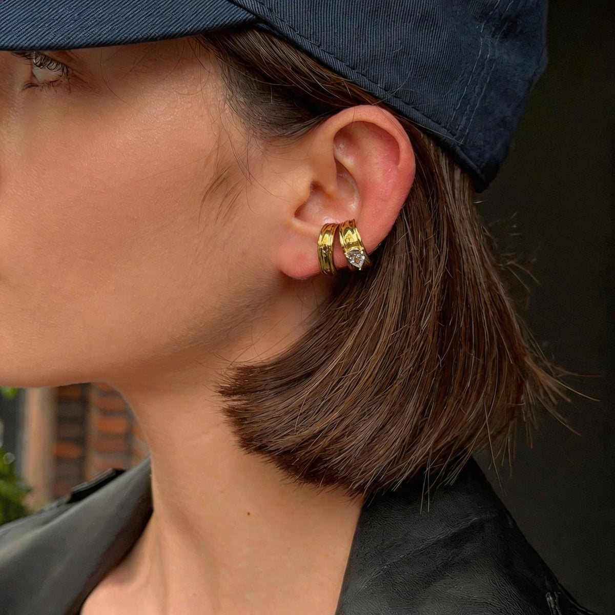Luxury Elegant Teardrop Stainless Steel PVD 18K Gold Plated Rhinestone Hoop Earrings for Women