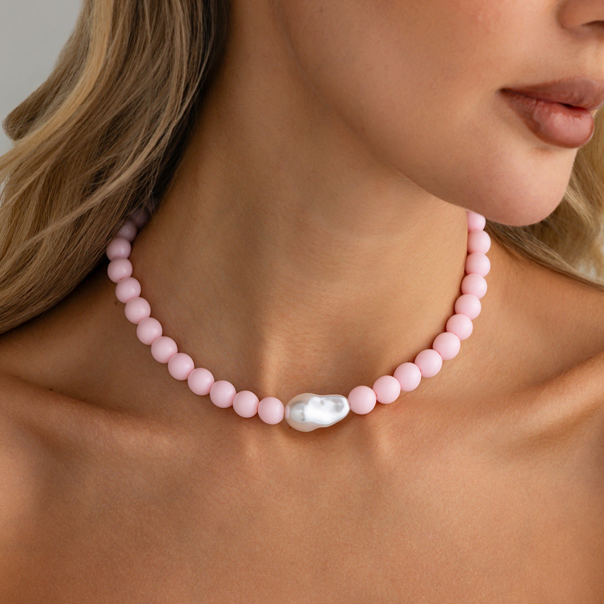 Vintage Geometric Acrylic Beaded Necklace with Baroque Pearl Pendant for Women