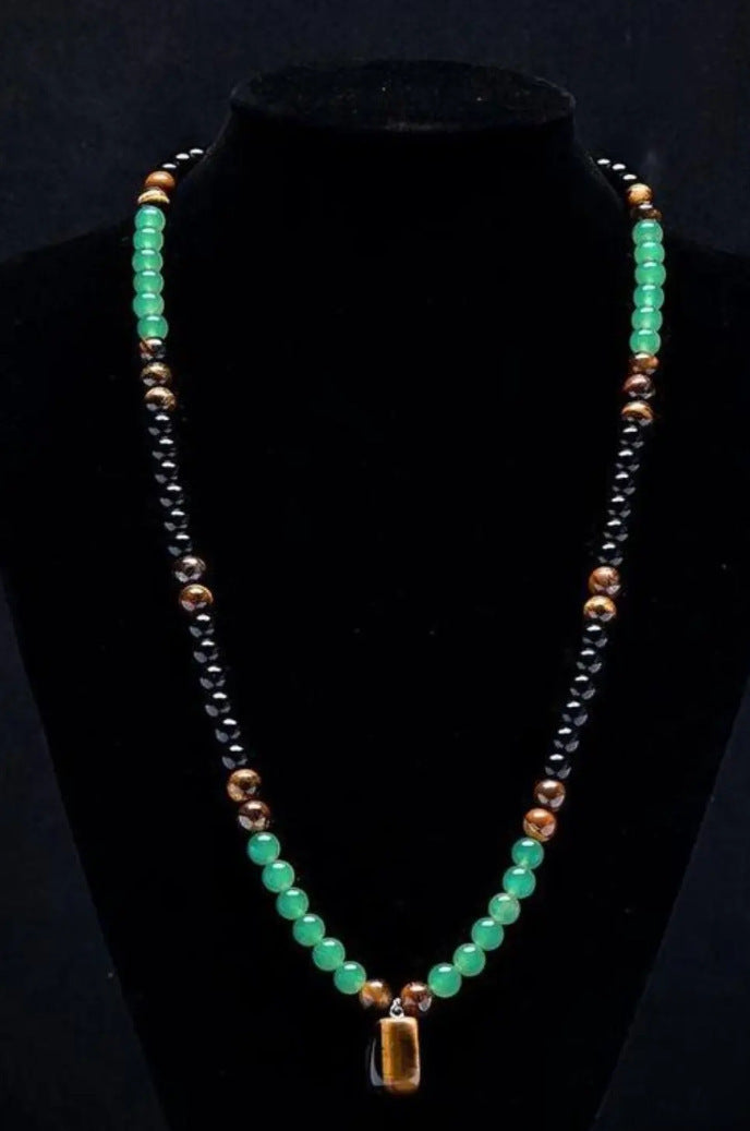 Collar con colgante cuadrado de obsidiana negra estilo "Old Money" en cadena de cuentas para uso casual unisex