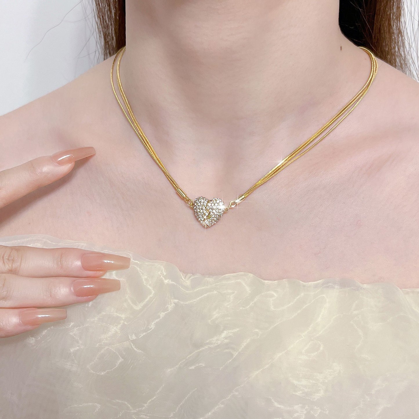 Collana magnetica da donna a forma di cuore irregolare in acciaio al titanio, stile vintage francese, con finitura placcata