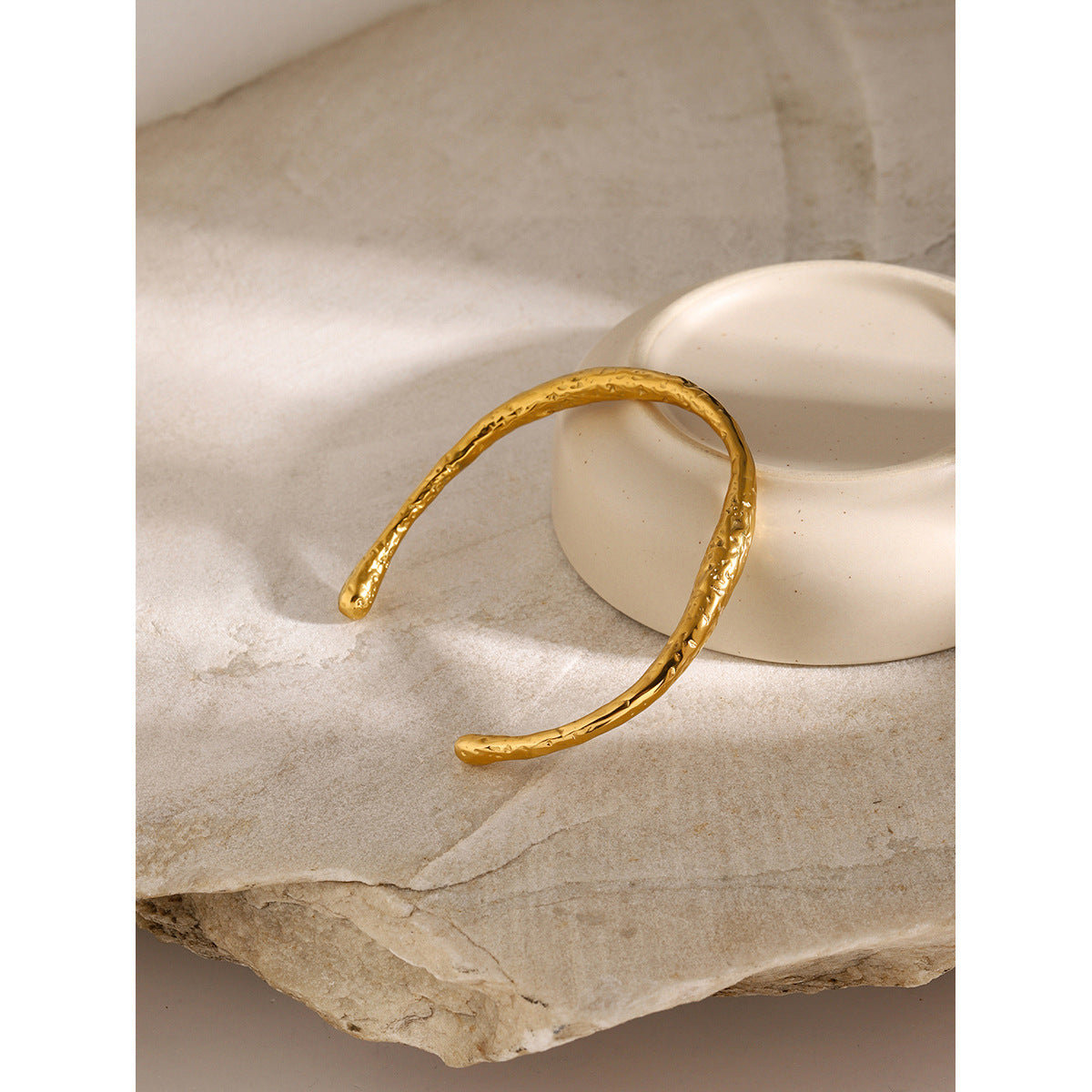 Minimalist 18K Gold Plated Geometric Hammered Stainless Steel Open Cuff Bracelet