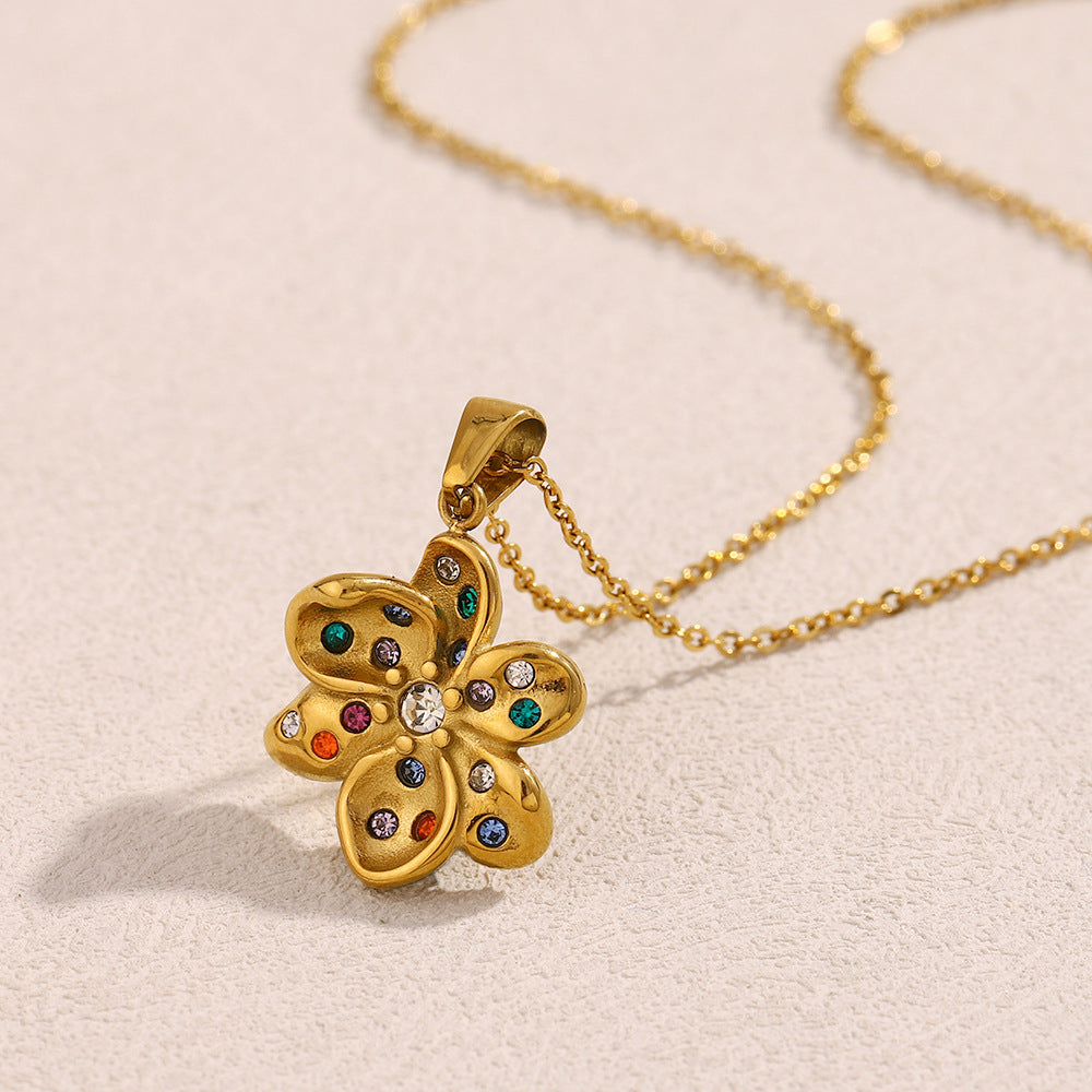 Vintage Floral Style 3D Flower Pendant Necklace and Earrings Set in Stainless Steel with 18K Gold Plating for Women