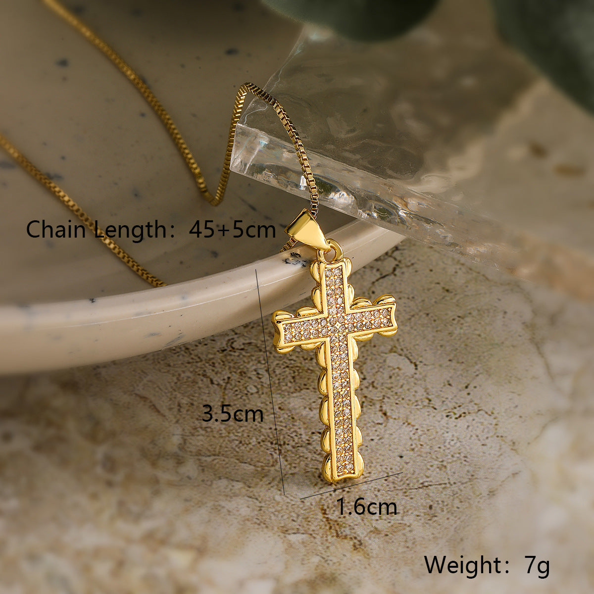 Collana minimalista con pendente a croce da donna con base in rame e placcatura in oro 18 carati, intarsio in zircone, catena per clavicola