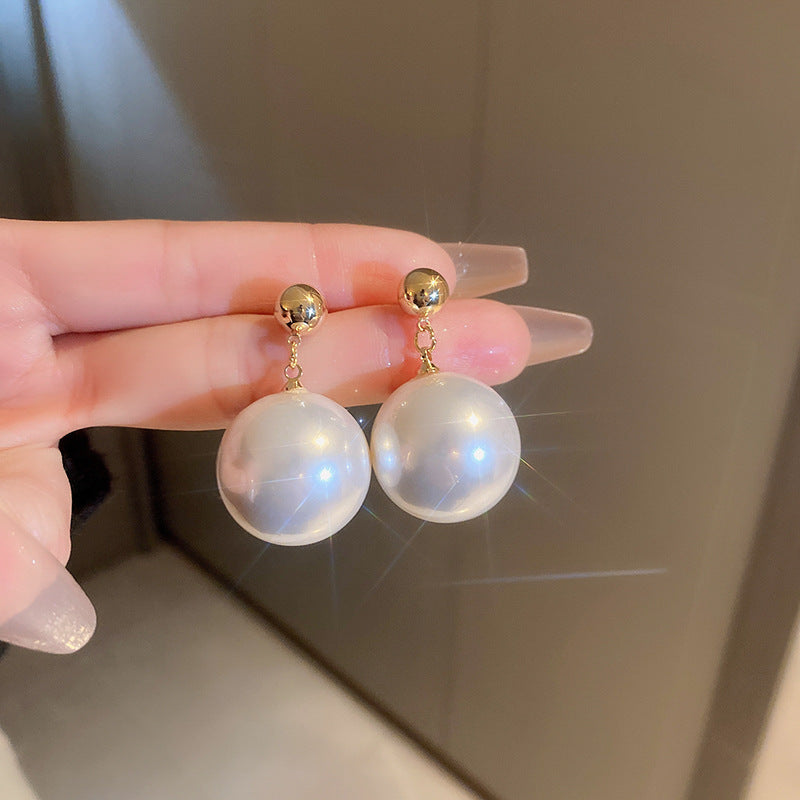 Orecchini a perno con perle stile vintage francese elegante con perni in acciaio placcato per donna, uso quotidiano, design rotondo geometrico minimalista, look di lusso