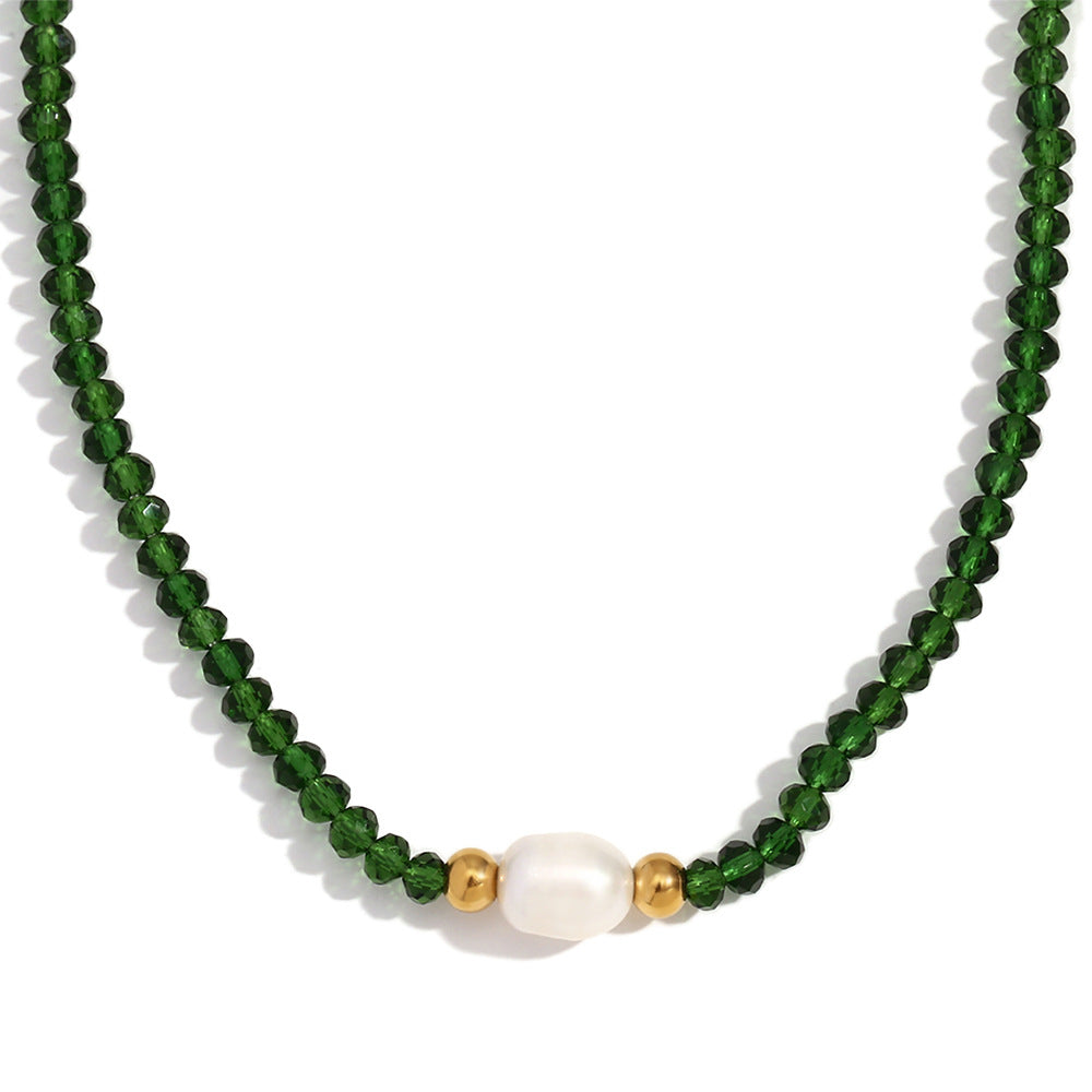 Collana da donna alla moda minimalista geometrica verde Mamba in acciaio inossidabile con singola perla d'acqua dolce e perline di cristallo