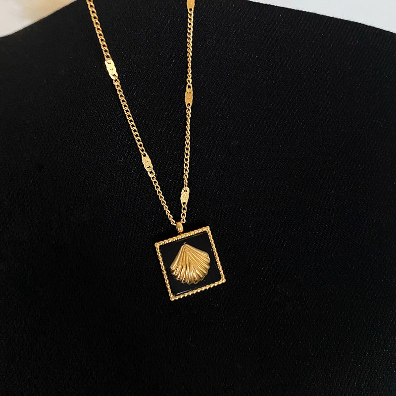 Minimalist Black Square Pendant Necklace in Titanium Steel with Plated Finish for Clavicle Wear Unisex Fashion Jewelry